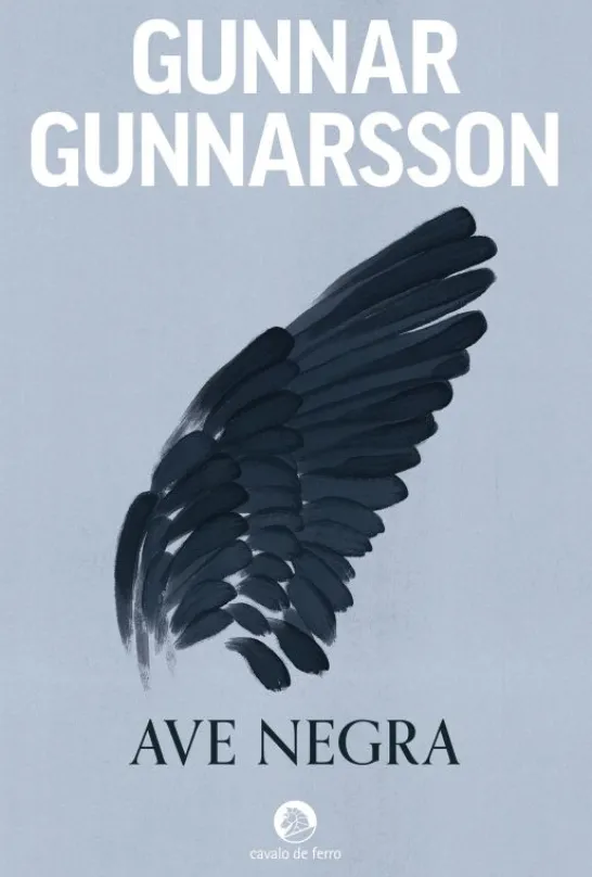 Ave Negra